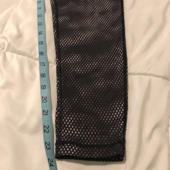 Everlast sport Capri leggings with diamond design - Picture 2 of 5